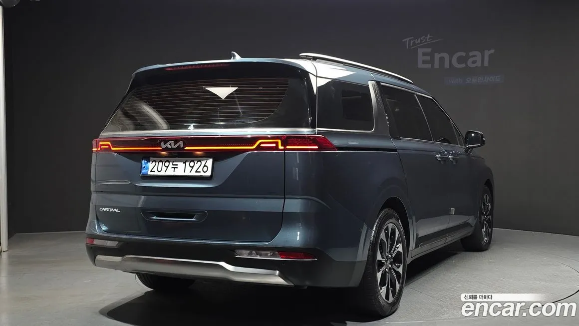 Kia Carnival — фото 2
