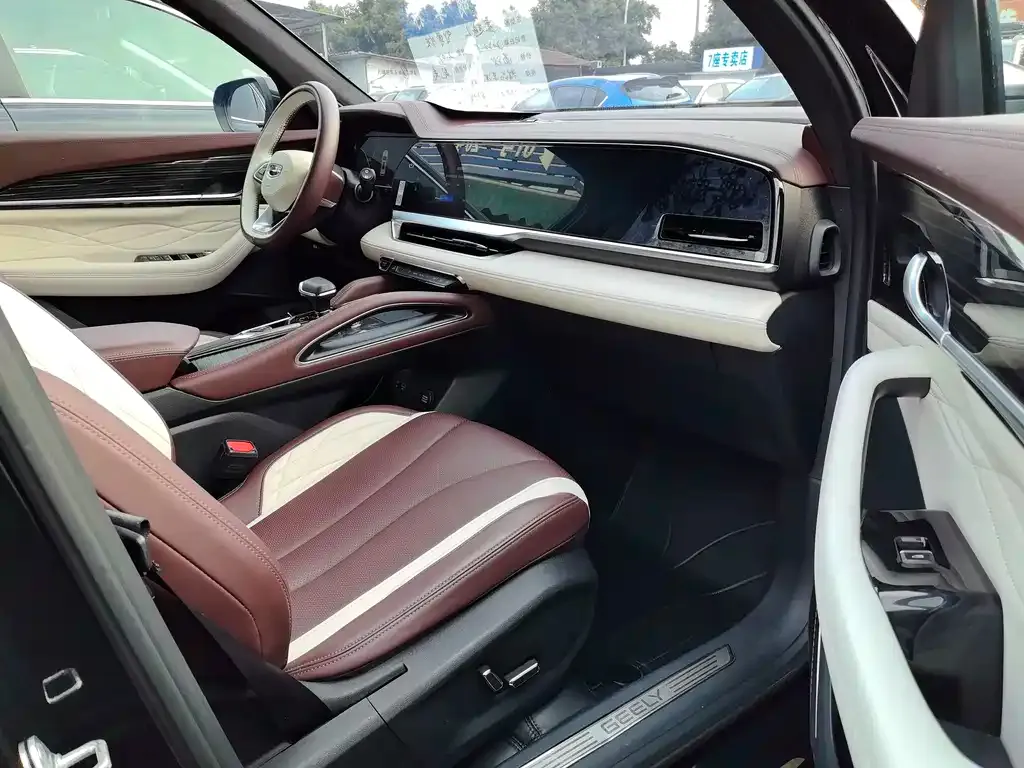 Geely Xingyue L 2022 из CN, фото 4