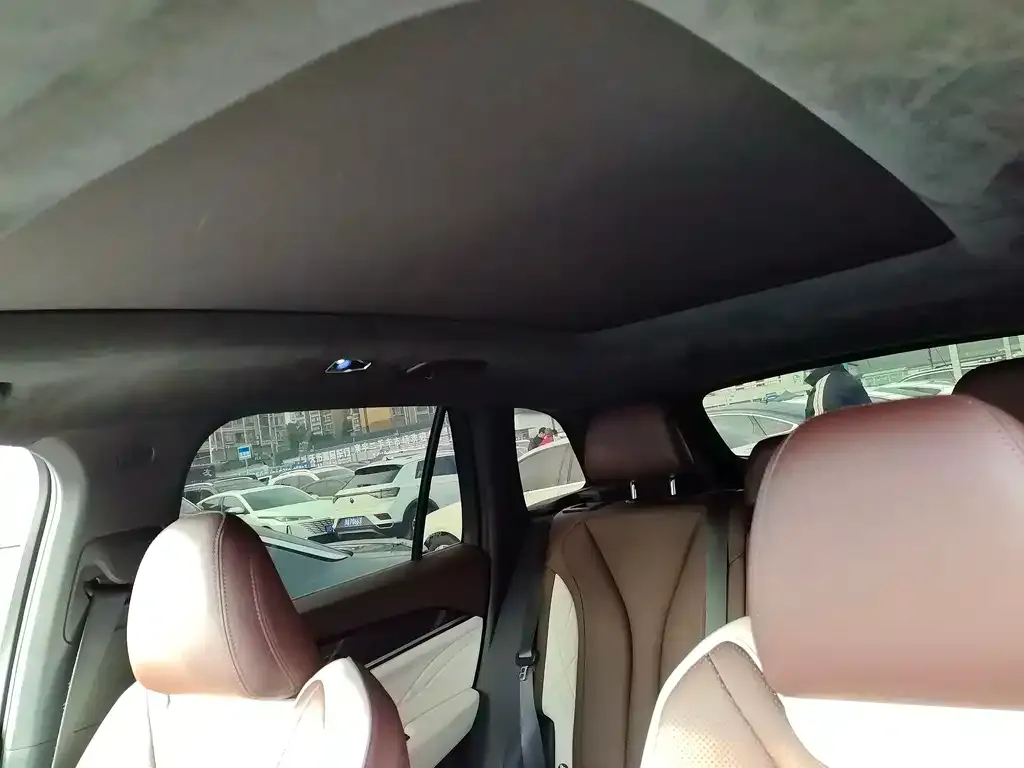 Geely Xingyue L 2022 из CN, фото 2