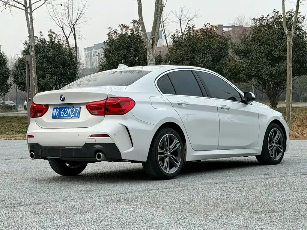 BMW 1 Series 2022 из CN, фото 6