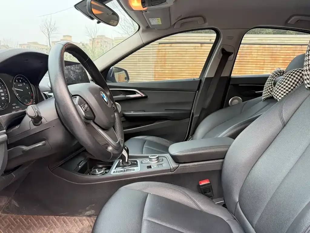 BMW 1 Series 2022 из CN, фото 7