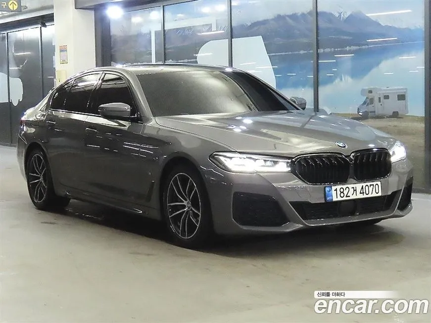 BMW 5-Series 2022 из KR, фото 2
