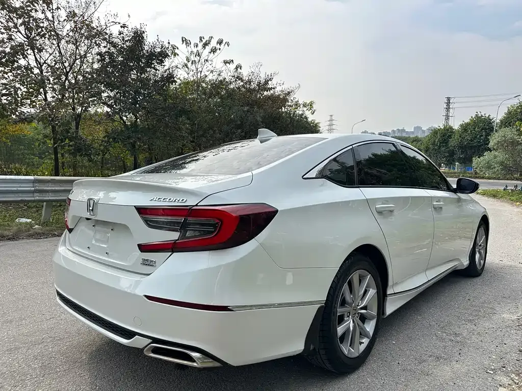 Honda Accord 2022 из CN, фото 8