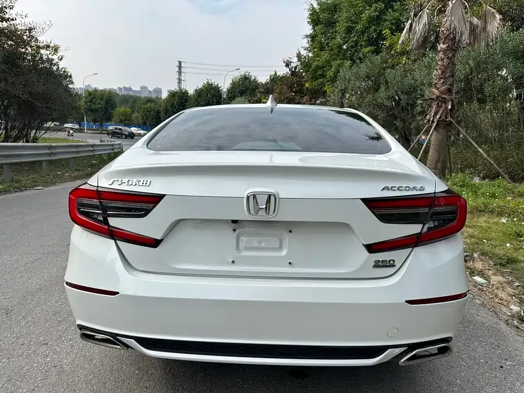 Honda Accord 2022 из CN, фото 5