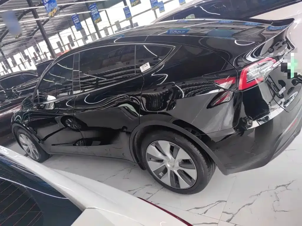 Tesla Model Y 2022 из CN, фото 10