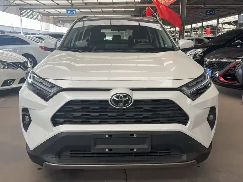 Toyota RAV4 2025 из CN, фото 2