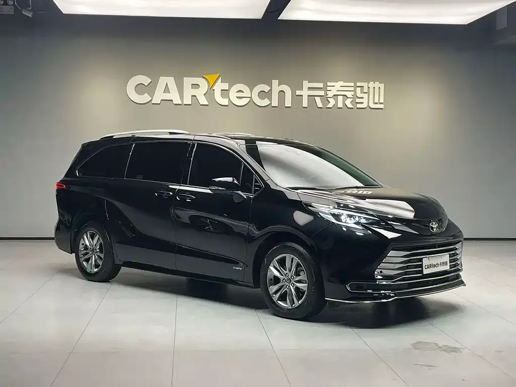 Toyota Sienna 2024 из CN, фото 10