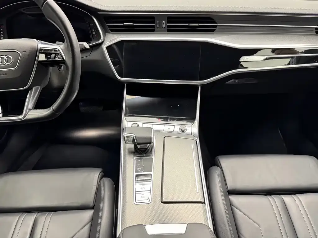 Audi A7 2022 из CN, фото 5