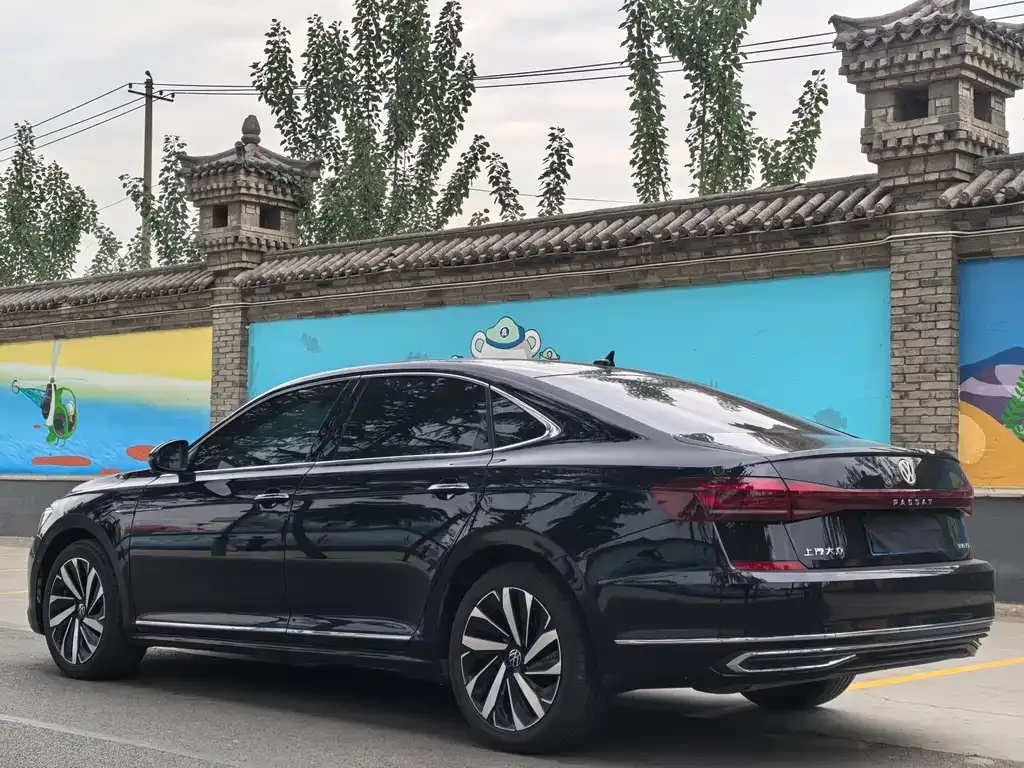Volkswagen Passat 2022 из CN, фото 3