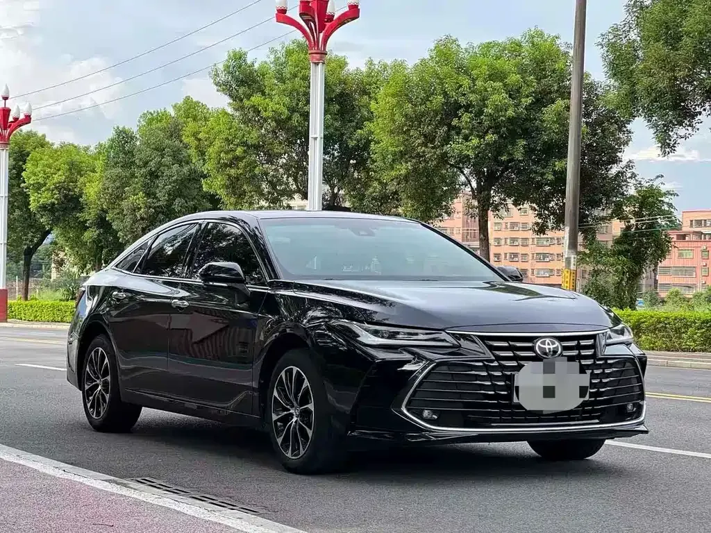Toyota Avalon 2023 из CN, фото 3