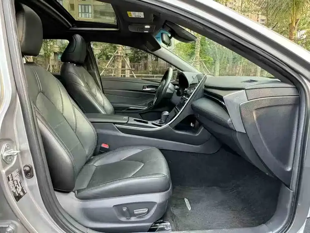 Toyota Avalon 2023 из CN, фото 4