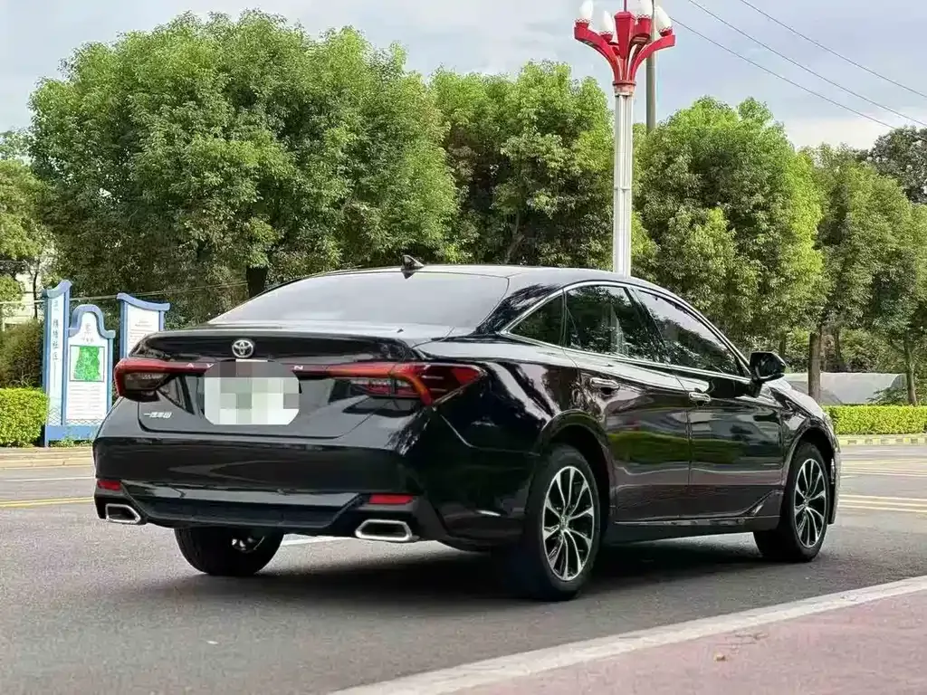 Toyota Avalon 2023 из CN, фото 7