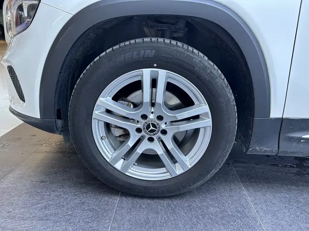 Mercedes-Benz GLB 2023 из CN, фото 4