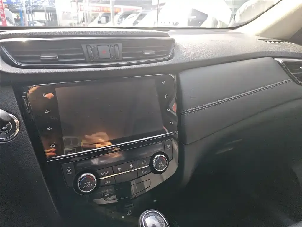 Nissan X-Trail 2021 из CN, фото 3