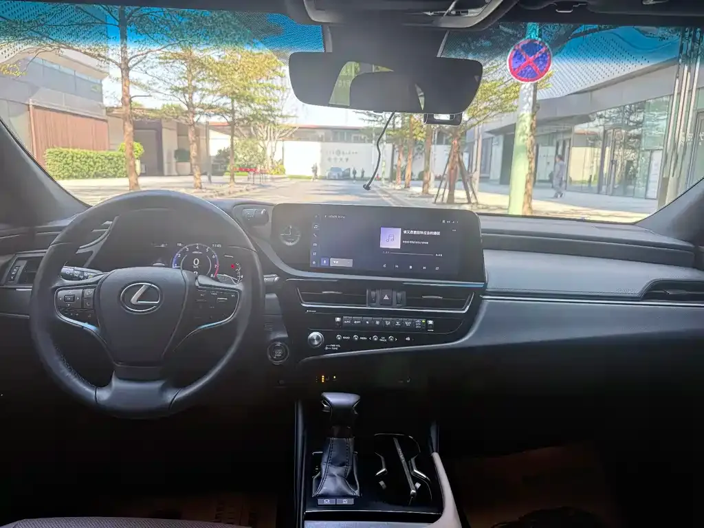 Lexus ES 2023 из CN, фото 5