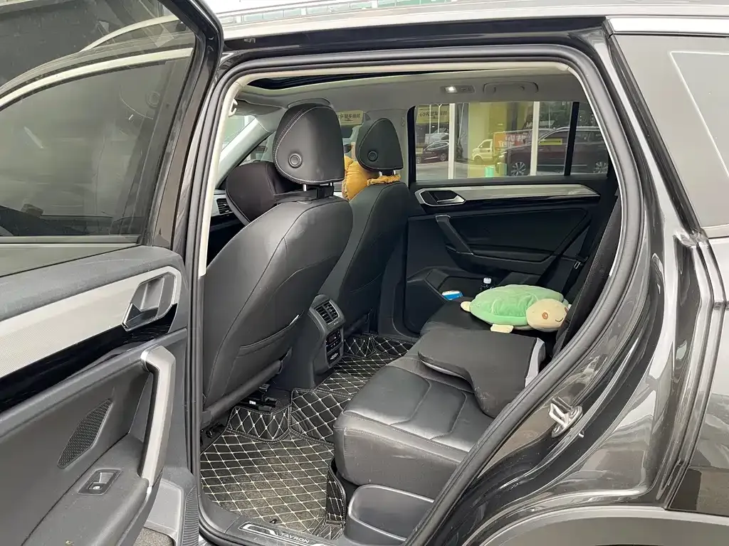 Volkswagen Tayron 2022 из CN, фото 4