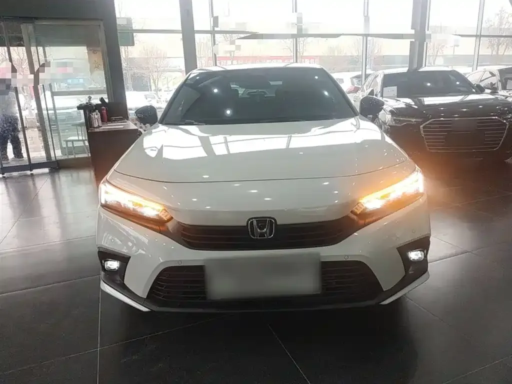Honda Civic 2025 из CN, фото 3