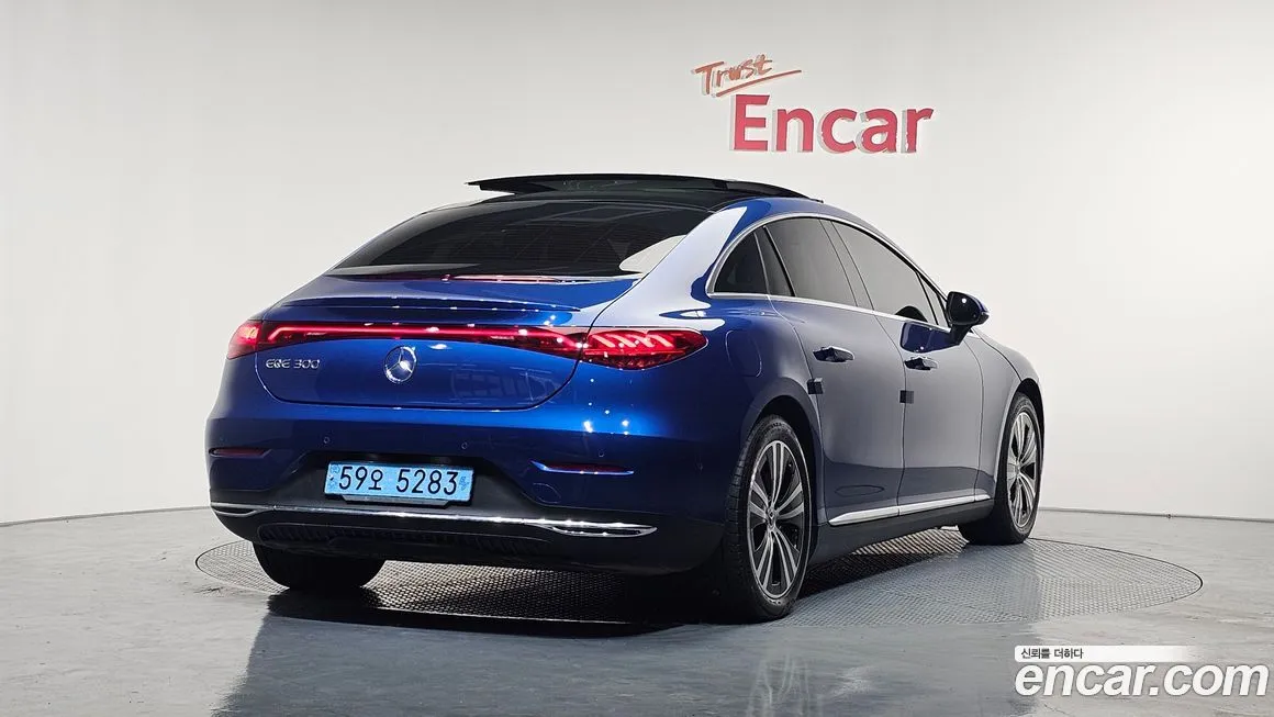Mercedes-Benz EQE 2023 из KR, фото 2