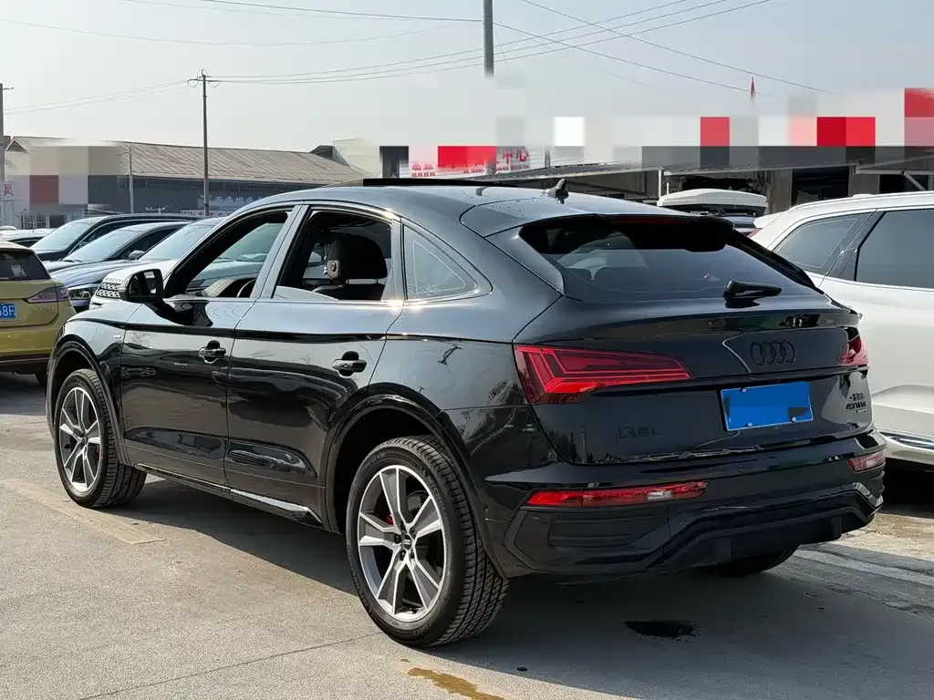 Audi Q5L Sportback 2023 из CN, фото 3