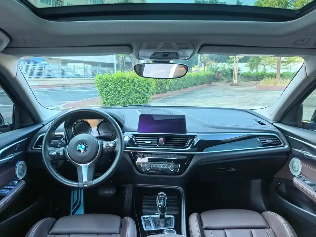 BMW 1 Series 2021 из CN, фото 8