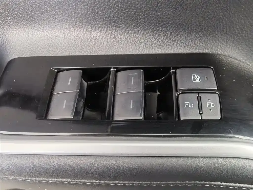 Toyota Highlander 2023 из CN, фото 4
