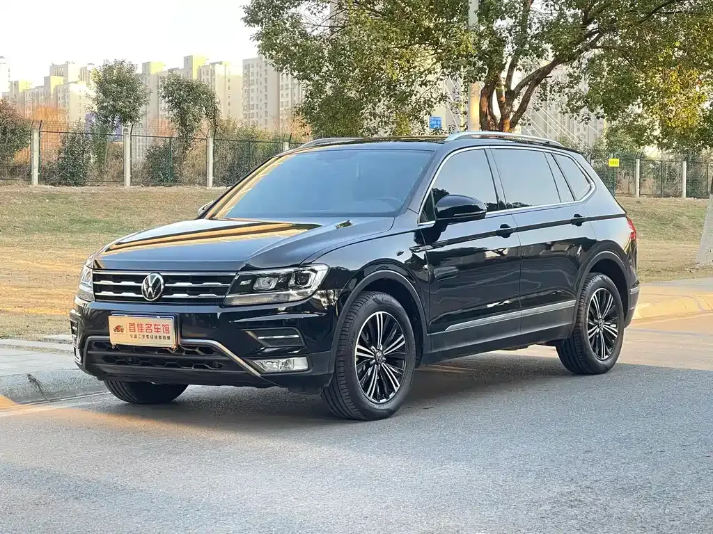 Volkswagen Tiguan L 2021 из CN, фото 1