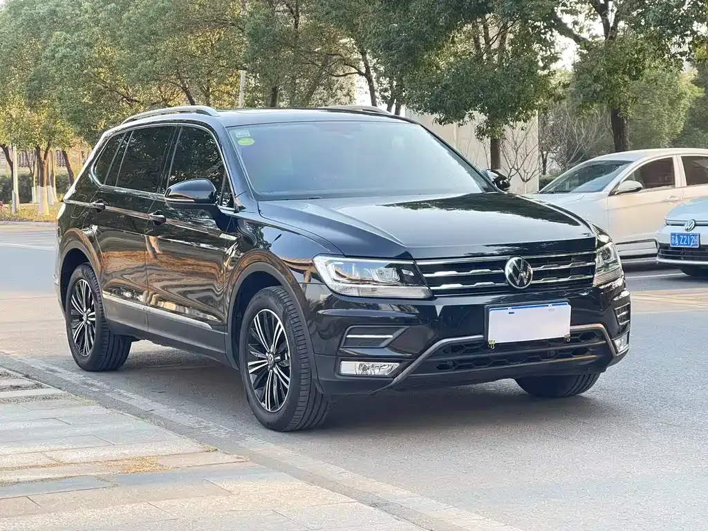 Volkswagen Tiguan L 2021 из CN, фото 6
