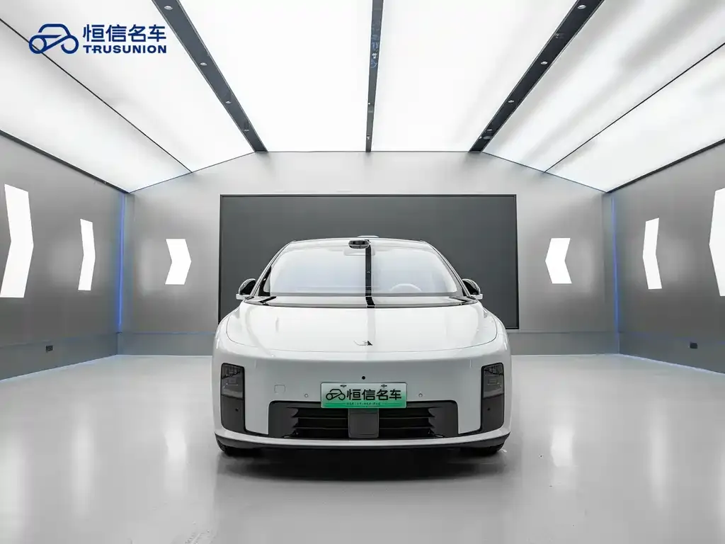 Li Auto i8 2025 из CN, фото 3