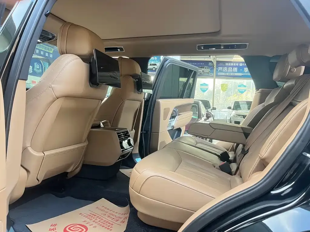 Land Rover Range Rover 2024 из CN, фото 10