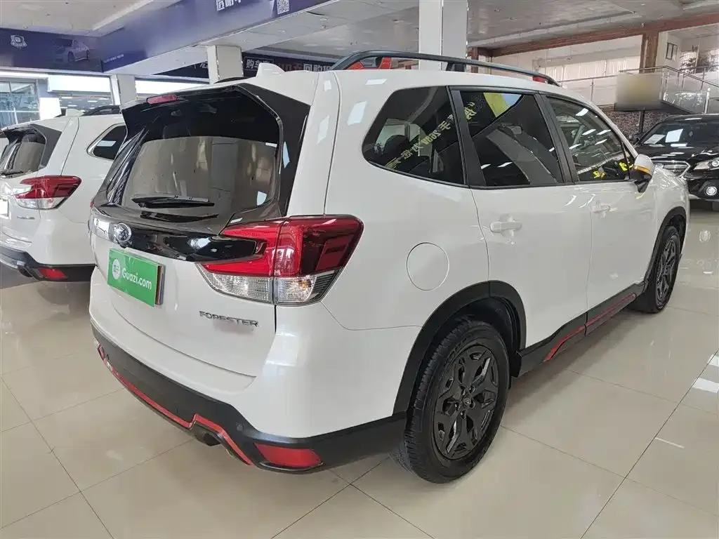 Subaru Forester 2021 из CN, фото 3