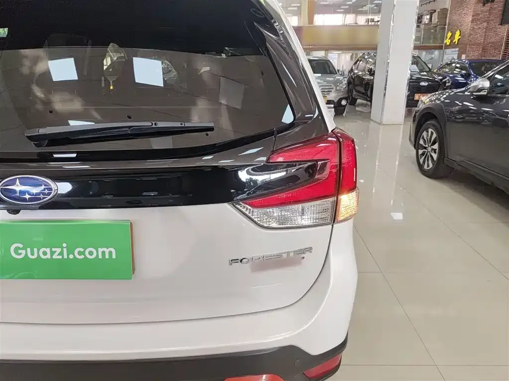 Subaru Forester 2021 из CN, фото 7