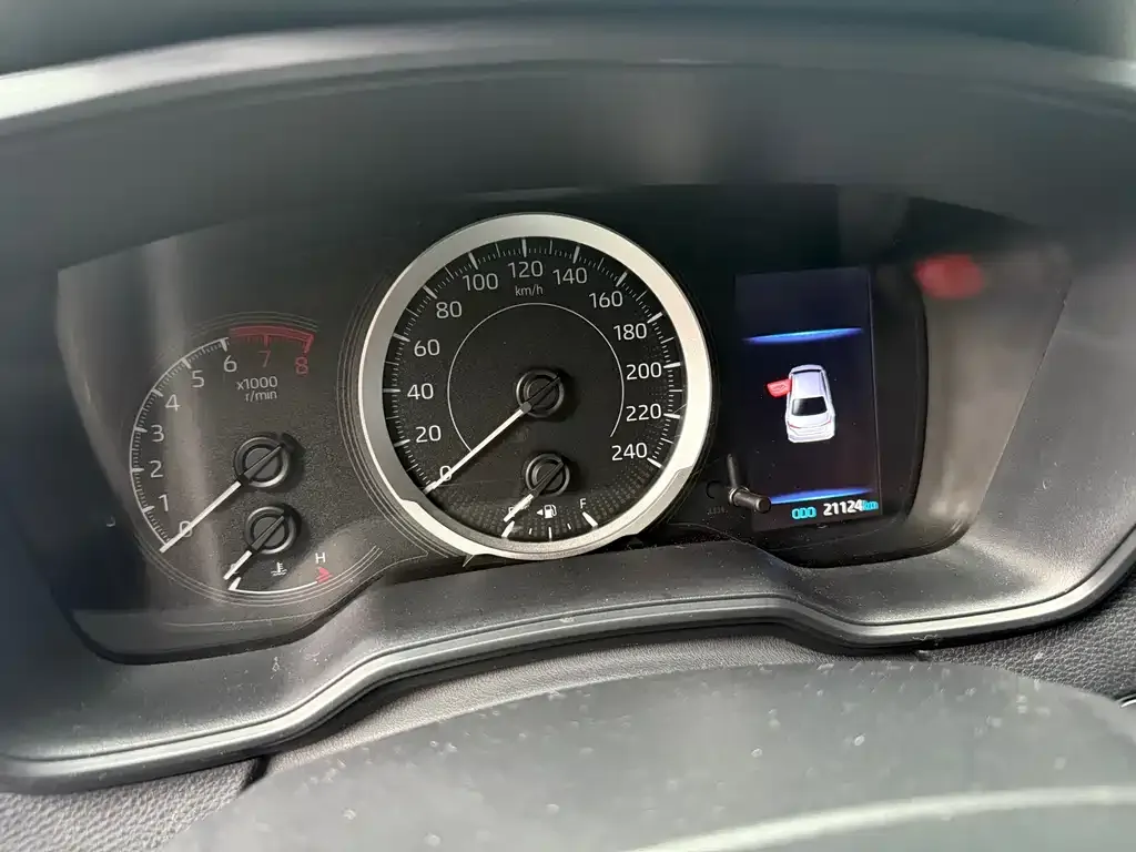 Toyota Corolla 2023 из CN, фото 3