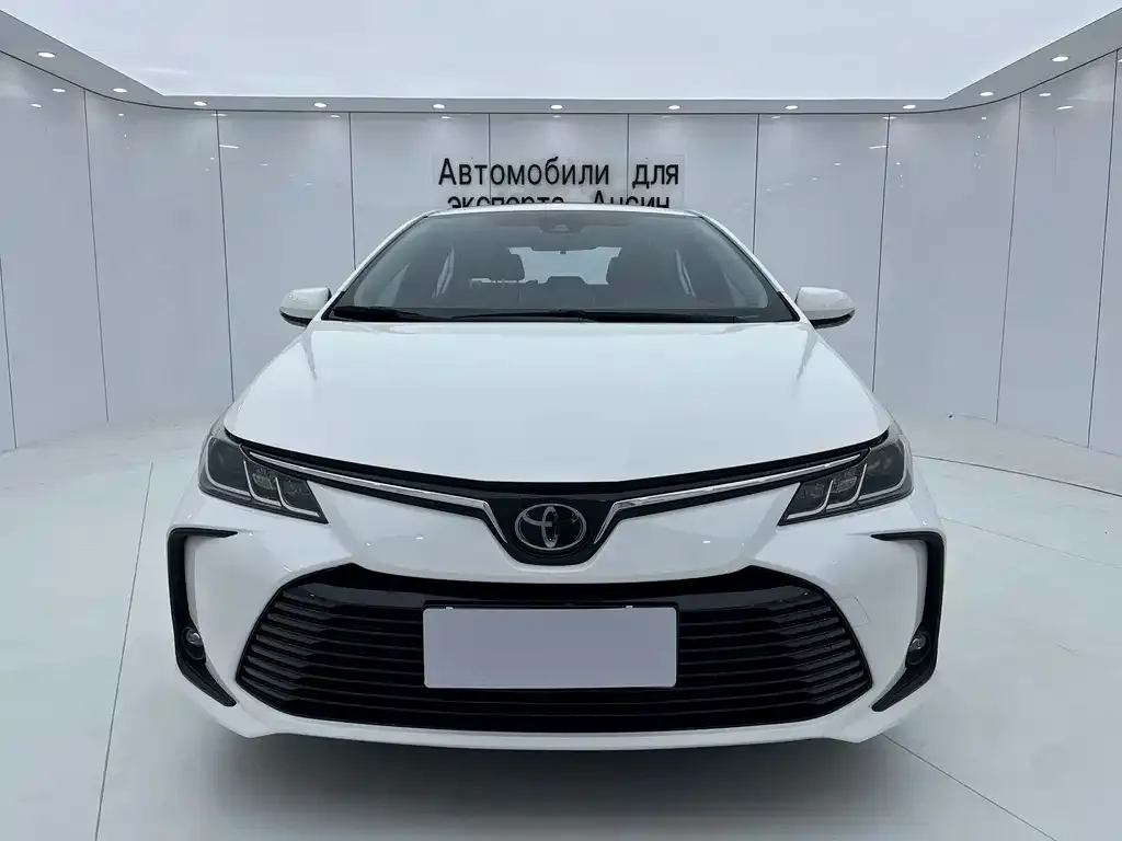 Toyota Corolla 2021 из CN, фото 2