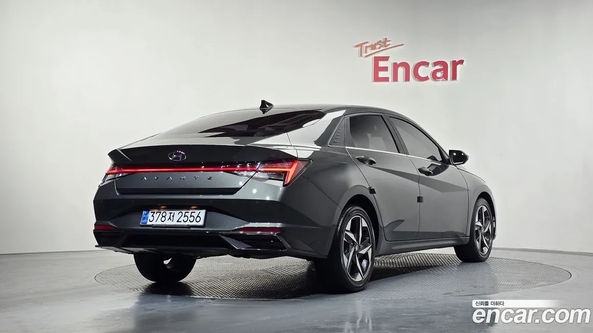 Hyundai AVANTE 2021 из KR, фото 3