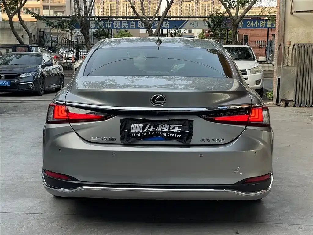 Lexus ES 2023 из CN, фото 5