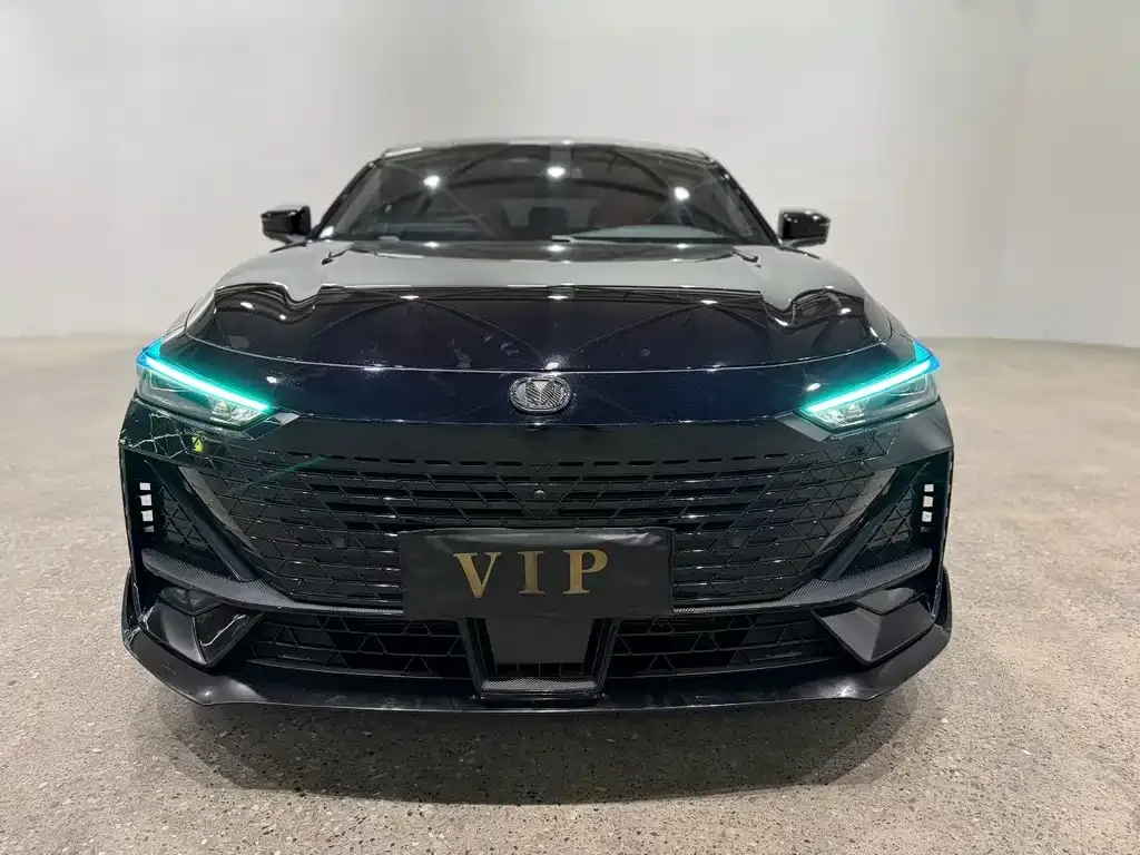 Changan UNI-V 2023 из CN, фото 2