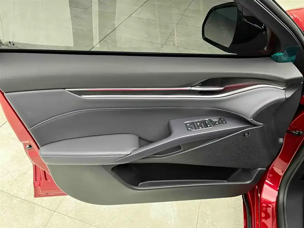 Ford Mondeo 2025 из CN, фото 9