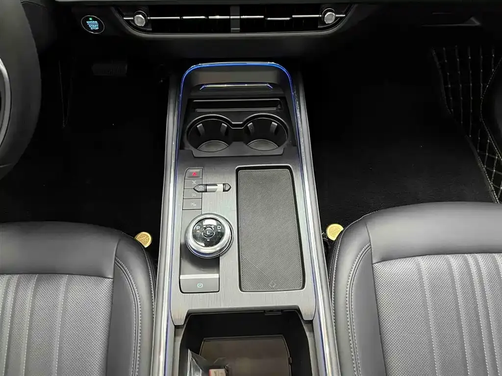 Ford Mondeo 2025 из CN, фото 8