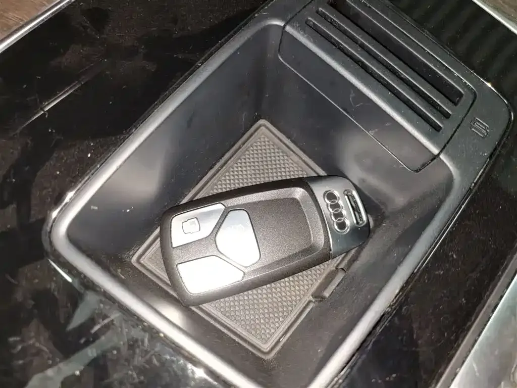 Audi Q5L 2024 из CN, фото 7
