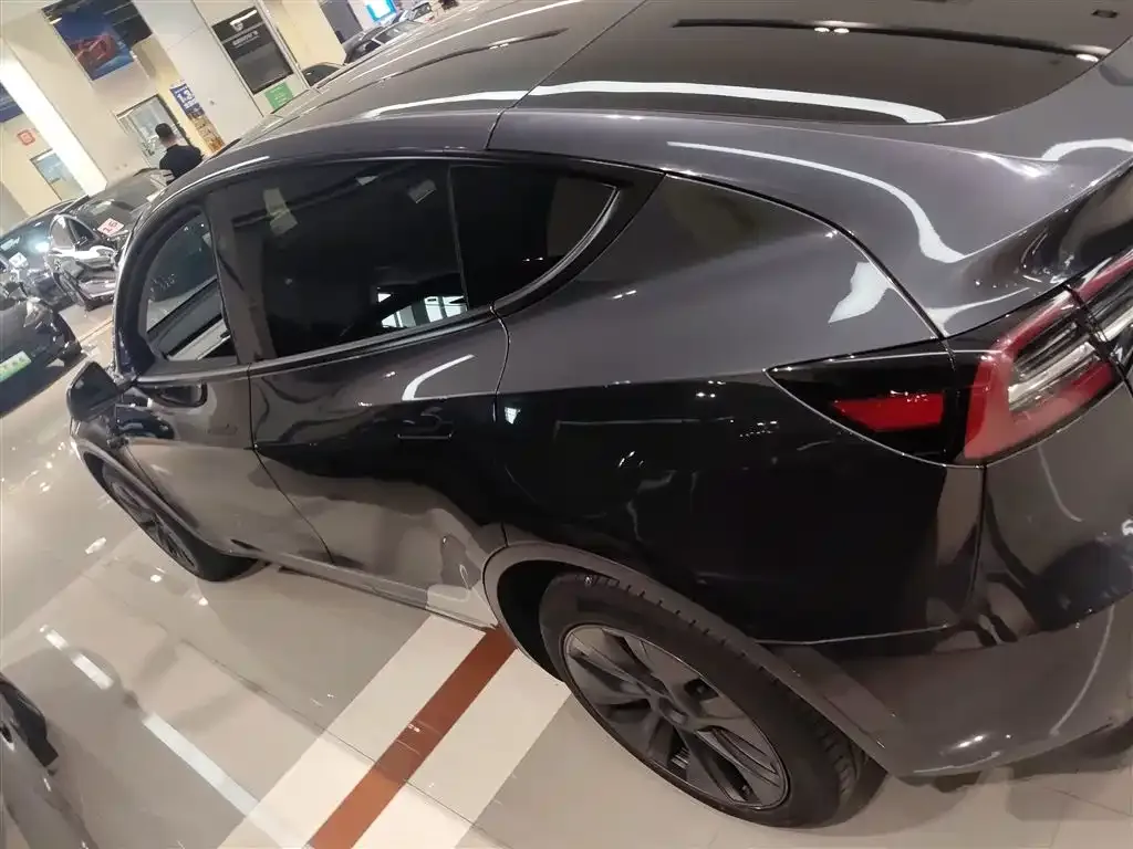 Tesla Model Y 2024 из CN, фото 10