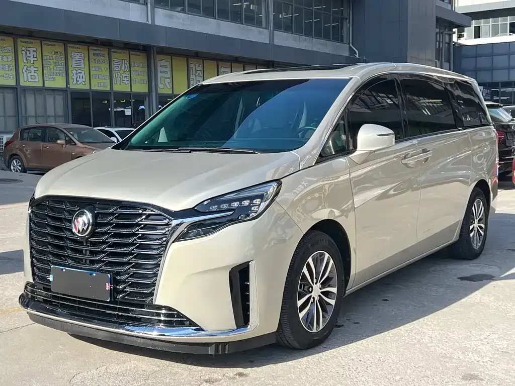 Buick GL8 2024 из CN, фото 1
