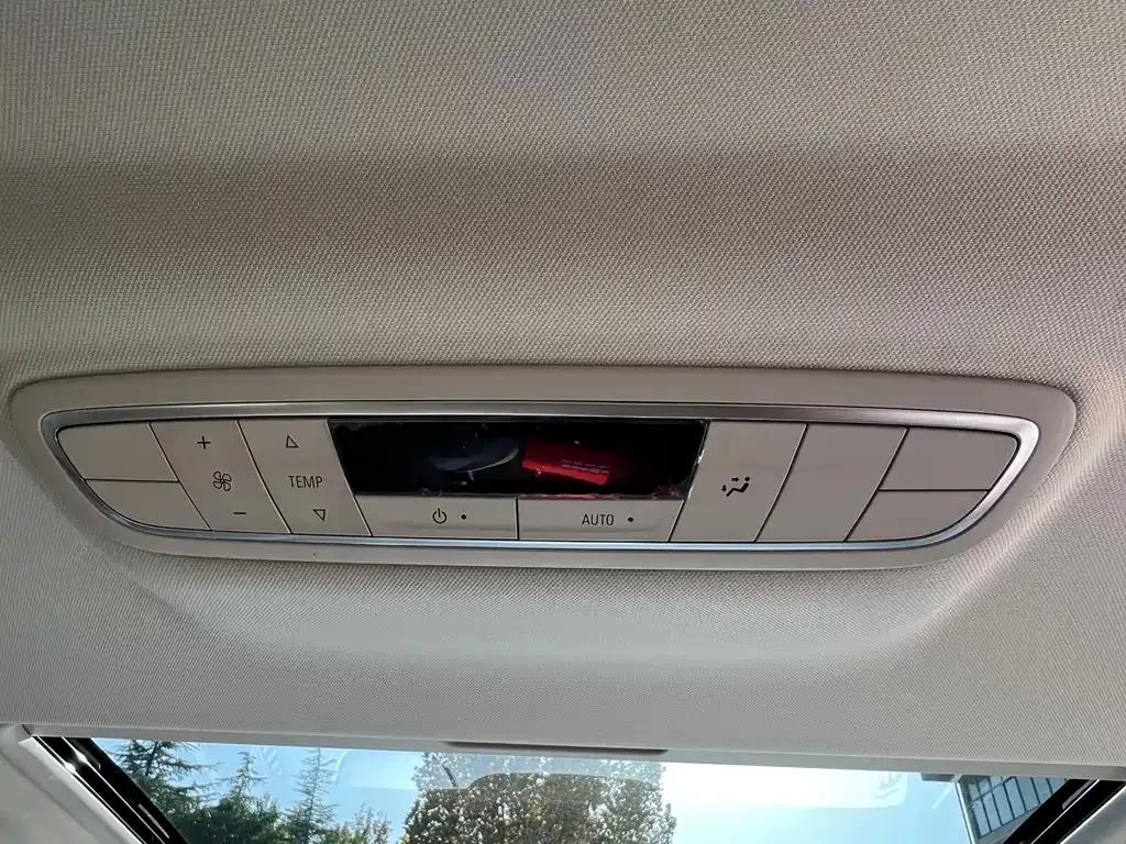 Buick GL8 2024 из CN, фото 6