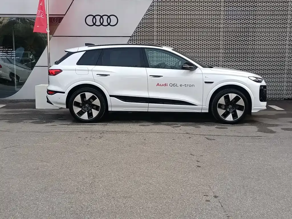 Audi Q6L e-tron 2025 из CN, фото 8