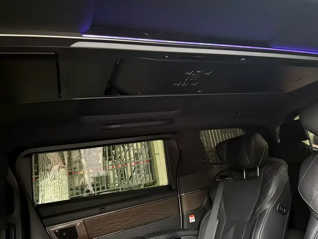 Toyota Alphard 2023 из CN, фото 4