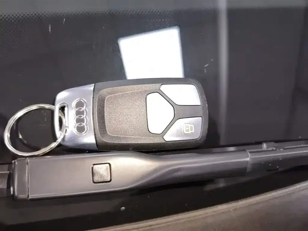 Audi Q5L 2022 из CN, фото 3