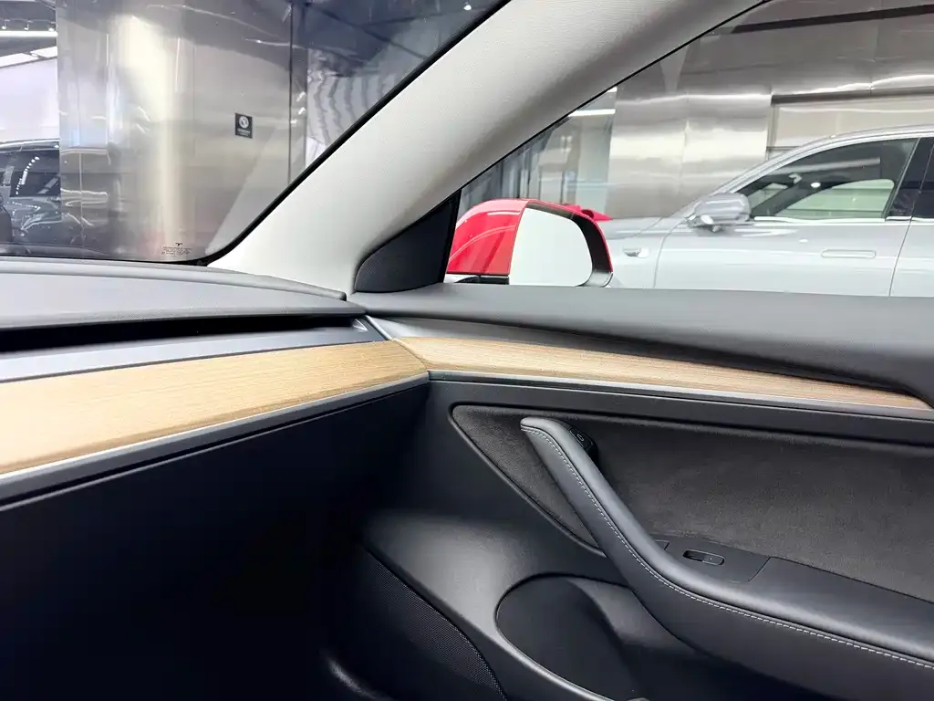 Tesla Model 3 2023 из CN, фото 8