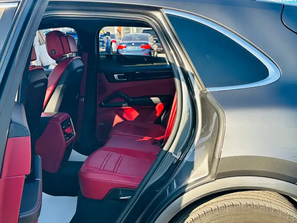Porsche Cayenne 2021 из CN, фото 2