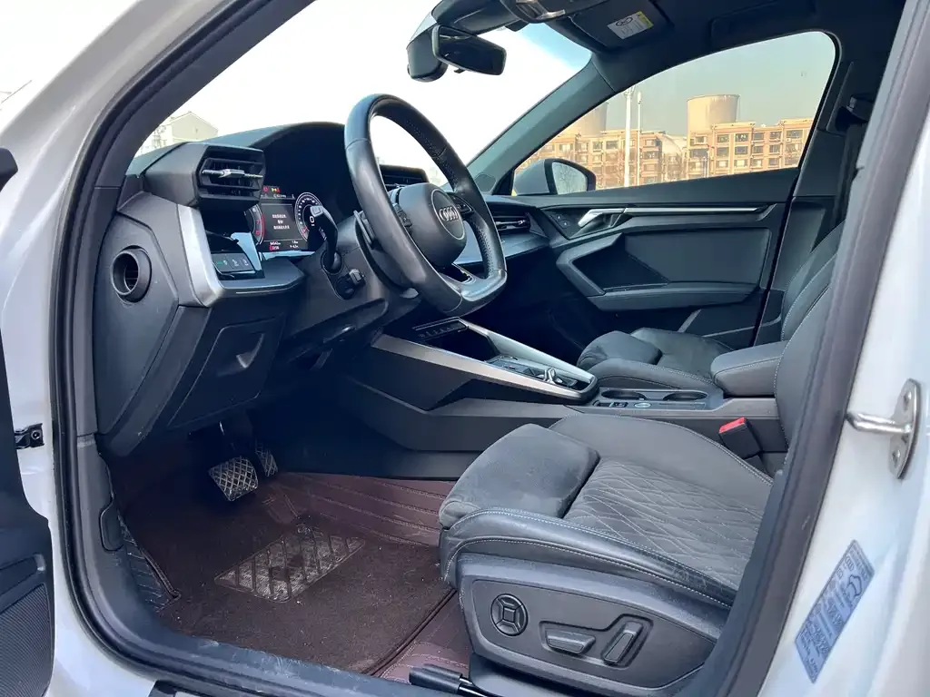 Audi A3 2022 из CN, фото 2