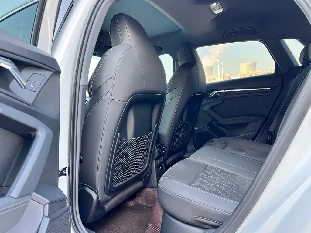 Audi A3 2022 из CN, фото 7