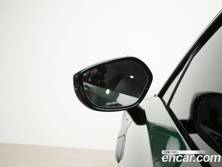 Aston Martin DBX 2022 из KR, фото 8